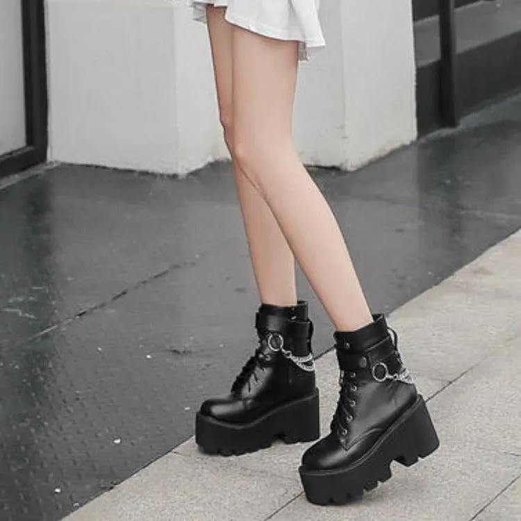 Pierced Chain Links Boots